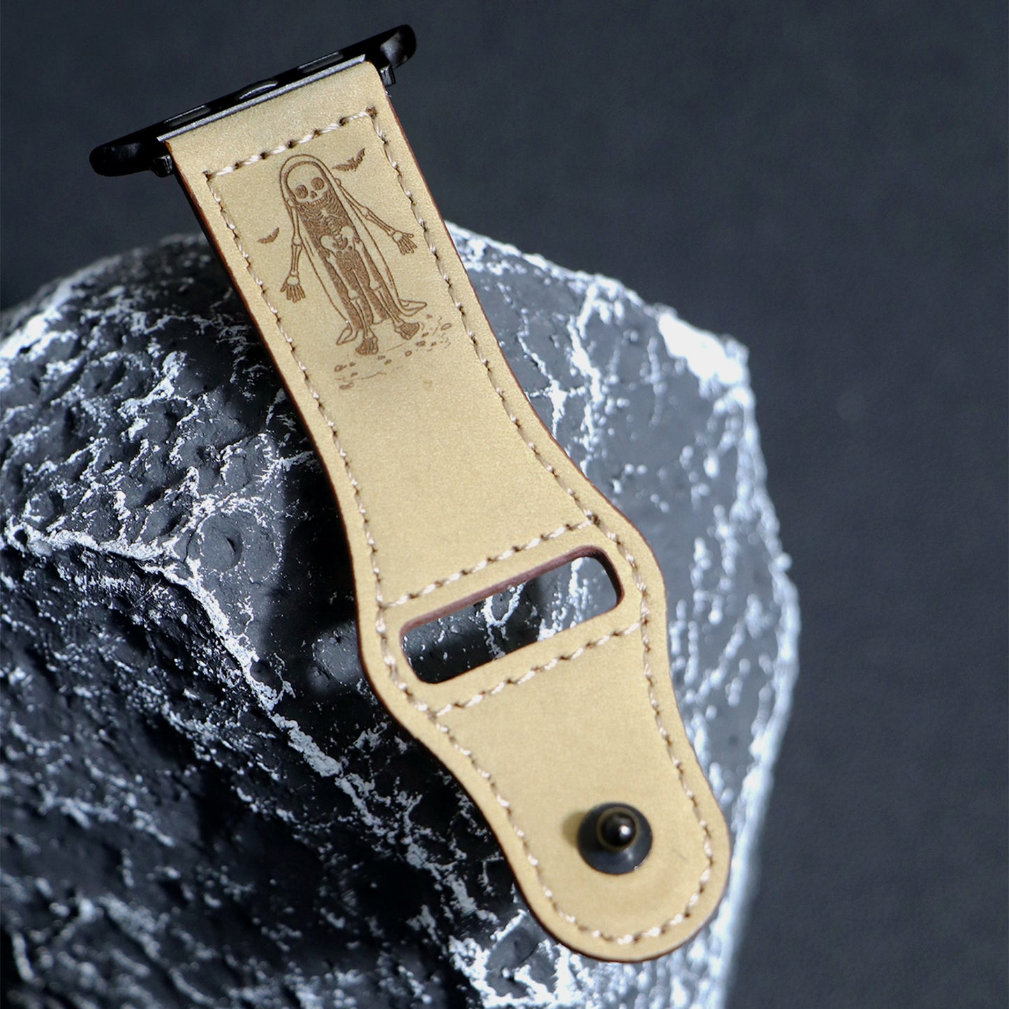 Halloween skull engraved leather Apple Watch strap | Kalebol®