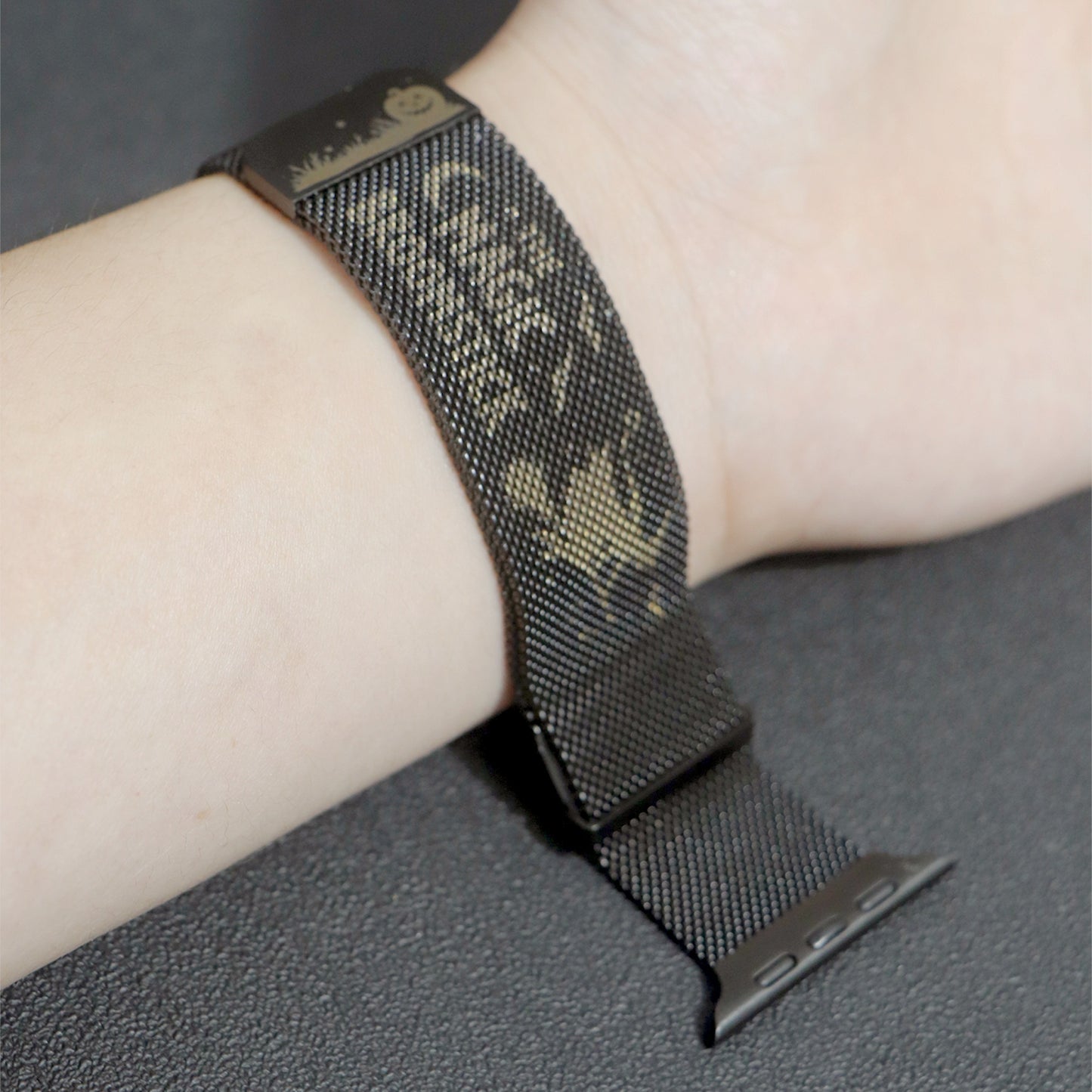 Halloween Carved Milanese Double magnetic suction Apple Watch Band(Black)| Kalebol®